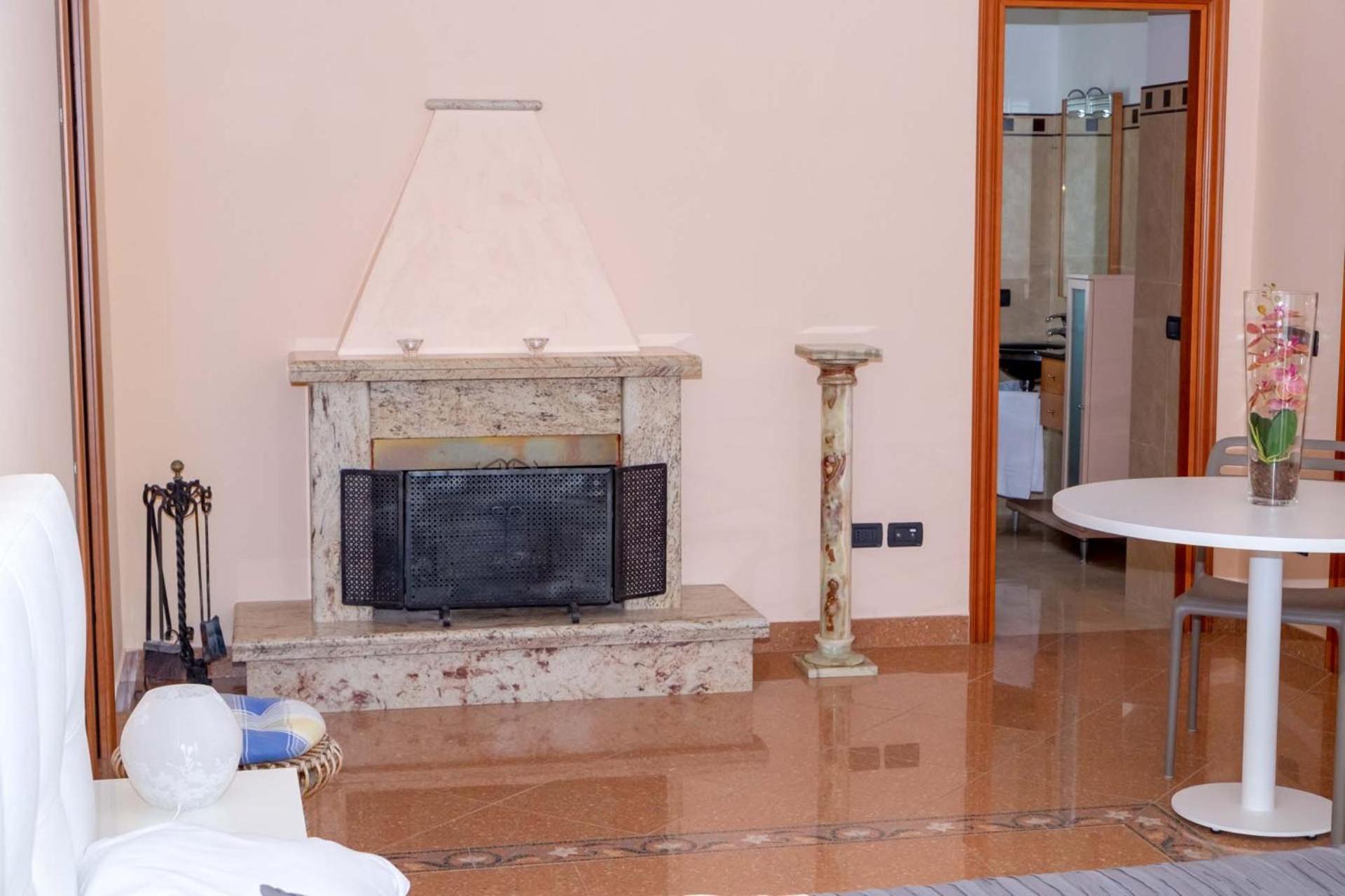 Casa Mareluna Вико-Экуенсе Номер фото